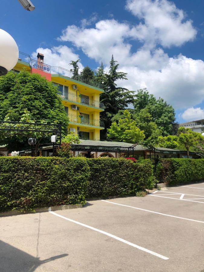 Jambo Hotel 3*